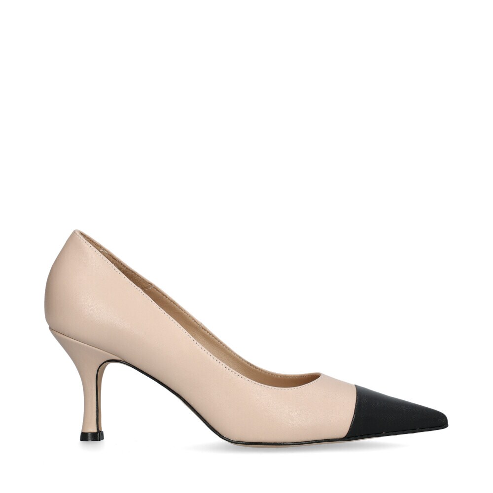 Novara Pumps